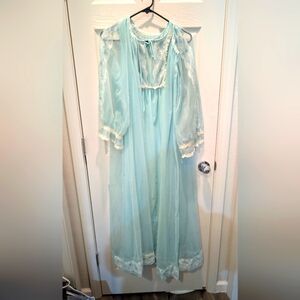 Vintage Night Gown Size L by Miss Elaine